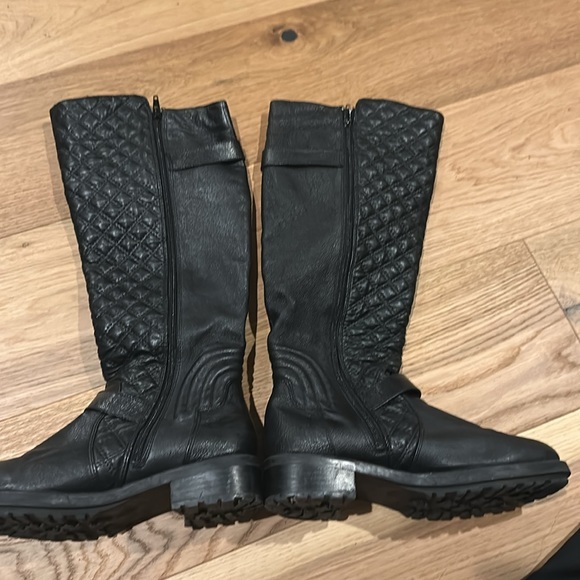 Gold and black leather pu boots - Picture 2 of 4